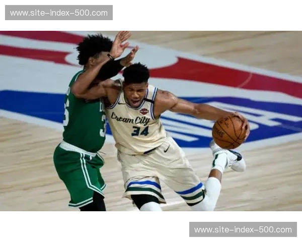 NBA裁判办公室出具报告 详解绿军雄鹿战关键回合吹罚依据 NBA裁判办公室出具报告 详解绿军雄鹿战关键回合吹罚依据